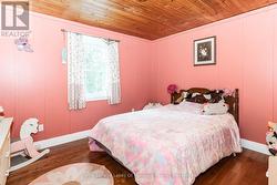 Bedroom 3 - 