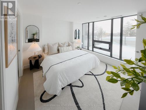 606 - 1414 Bayview Avenue, Toronto, ON - Indoor Photo Showing Bedroom