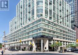 1125 - 36 BLUE JAYS WAY Toronto, ON M5V 3T3
