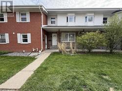 284 WESTCOURT PLACE Waterloo, ON N2L 2R7