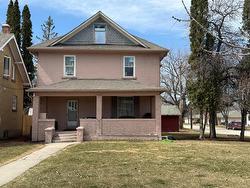 141 5th Street SE  Portage La Prairie, MB R1N 1H4