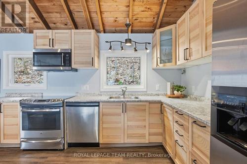 69 O2 Otter Lake Road, Rideau Lakes, ON - Indoor Photo Showing Kitchen With Upgraded Kitchen