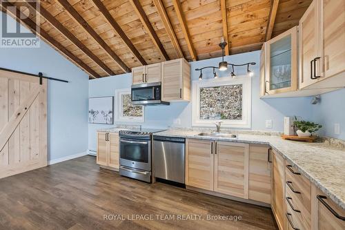 69 O2 Otter Lake Road, Rideau Lakes, ON - Indoor Photo Showing Kitchen