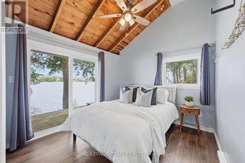 69 O2 Otter Lake Road, Rideau Lakes, ON - Indoor Photo Showing Bedroom