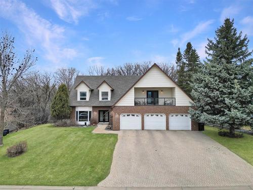 106 Braeview Place, Brandon, MB - Outdoor With Facade