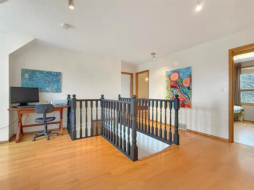 106 Braeview Place, Brandon, MB - Indoor