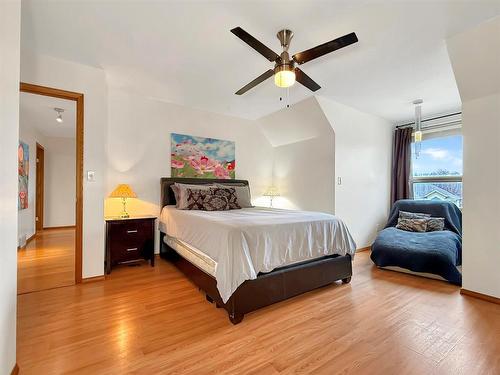 106 Braeview Place, Brandon, MB - Indoor Photo Showing Bedroom