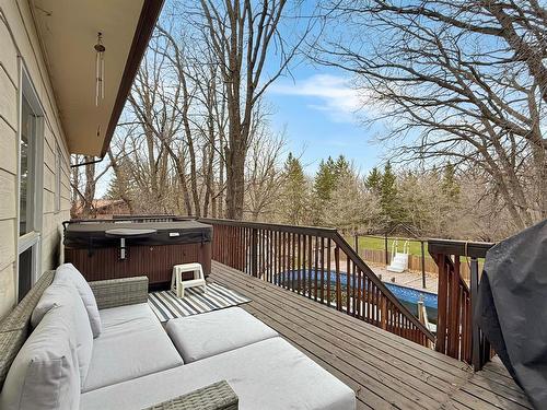 106 Braeview Place, Brandon, MB - Outdoor With Exterior