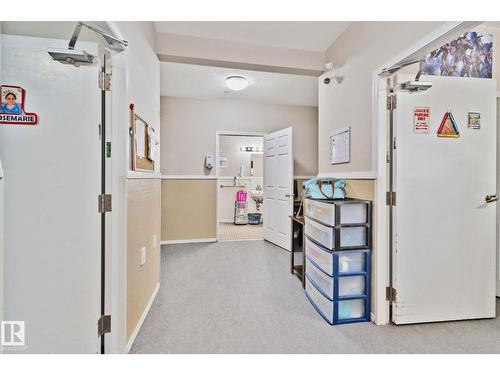 9512 154 St Nw, Edmonton, AB - Indoor Photo Showing Other Room