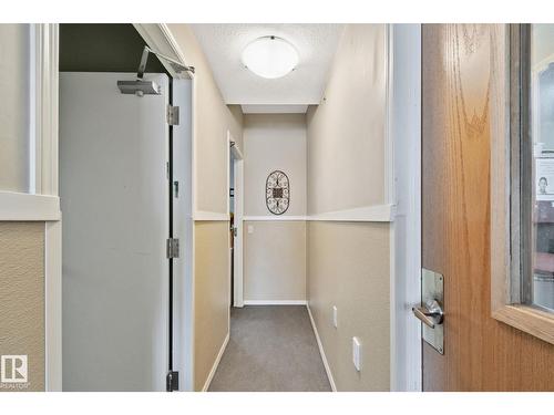9512 154 St Nw, Edmonton, AB - Indoor Photo Showing Other Room