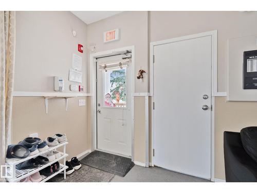 9512 154 St Nw, Edmonton, AB - Indoor Photo Showing Other Room