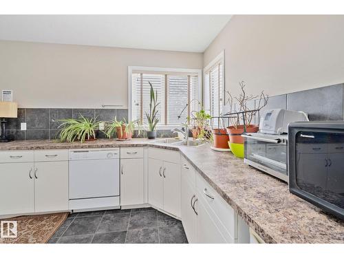 9512 154 St Nw, Edmonton, AB - Indoor Photo Showing Kitchen With Double Sink