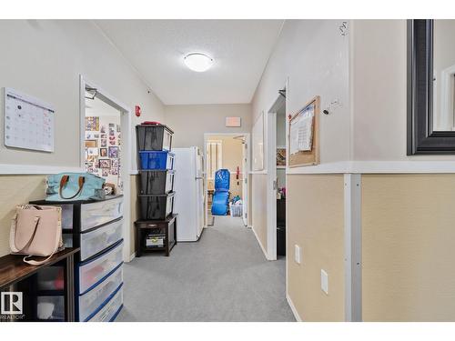 9512 154 St Nw, Edmonton, AB - Indoor Photo Showing Other Room