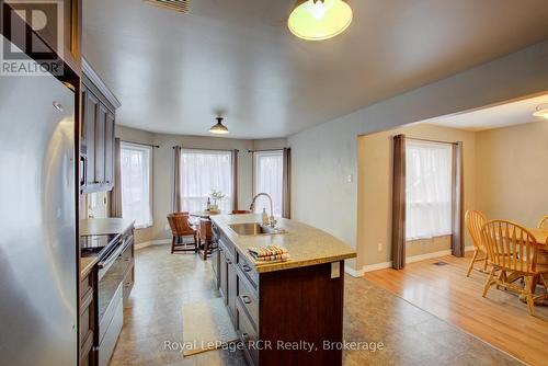 11 Bonniewood Drive, Mapleton, ON - Indoor