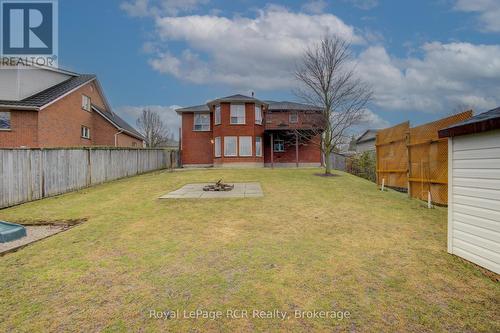 11 Bonniewood Drive, Mapleton, ON - Outdoor