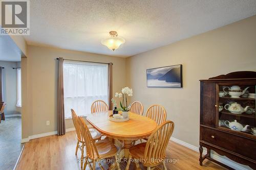 11 Bonniewood Drive, Mapleton, ON - Indoor Photo Showing Dining Room