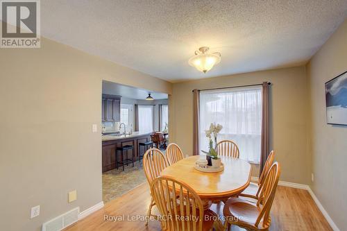 11 Bonniewood Drive, Mapleton, ON - Indoor Photo Showing Dining Room