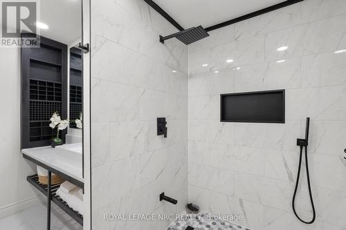 51 Briarsdale Crescent, Welland (N. Welland), ON - Indoor Photo Showing Bathroom