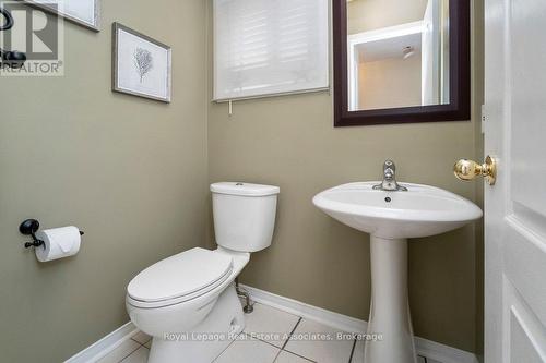 7321 Sandhurst Drive, Mississauga, ON - Indoor Photo Showing Bathroom