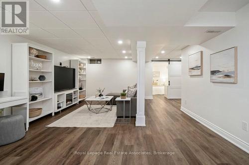 7321 Sandhurst Drive, Mississauga, ON - Indoor