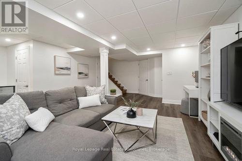 7321 Sandhurst Drive, Mississauga, ON - Indoor