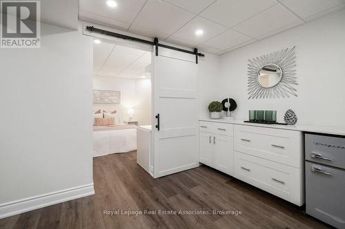 7321 Sandhurst Drive, Mississauga, ON - Indoor