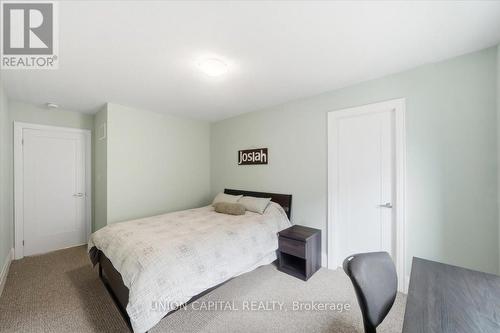75 Bethpage Crescent, Newmarket, ON - Indoor Photo Showing Bedroom