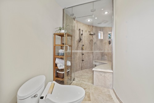 Salle de bains attenante à la CCP - 20110 Ch. Lakeshore, Baie-D'Urfé, QC - Indoor Photo Showing Bathroom