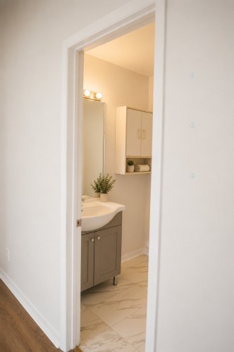 Salle de bains - 89 Boul. De La Marine, Varennes, QC - Indoor Photo Showing Bathroom