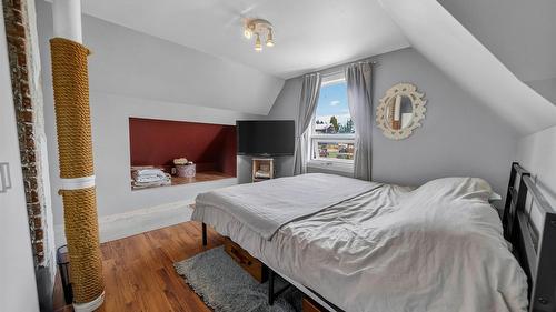 701 5Th Avenue, Kimberley, BC - Indoor