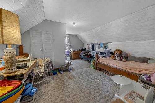 701 5Th Avenue, Kimberley, BC - Indoor