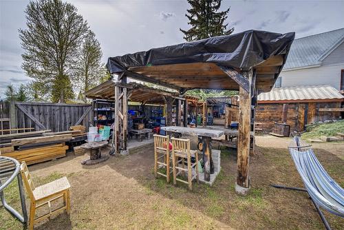 701 5Th Avenue, Kimberley, BC - Outdoor With Exterior