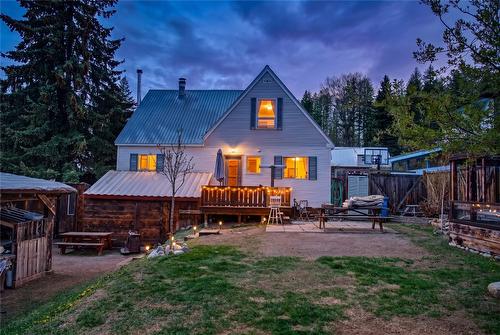 701 5Th Avenue, Kimberley, BC - Outdoor With Deck Patio Veranda