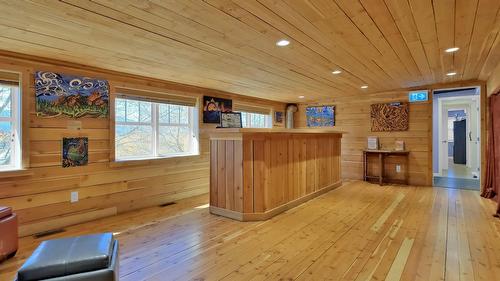 3240 Pooley Road, Kelowna, BC - Indoor Photo Showing Other Room