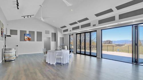 3240 Pooley Road, Kelowna, BC - Indoor Photo Showing Other Room
