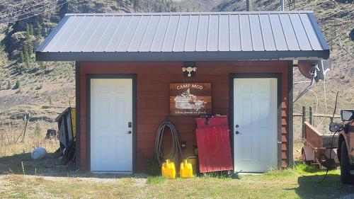 2825 33 Highway, Westbridge, BC 