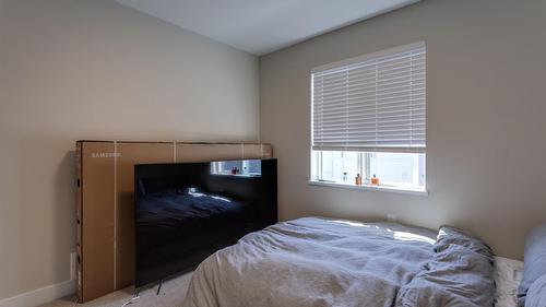 173-4025 Gellatly Road, West Kelowna, BC - Indoor Photo Showing Bedroom