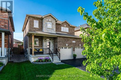 15 LOWRY COURT  Barrie, ON L4N 7N3