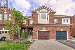 177 DENISE CIRCLE Newmarket, ON L3X 2K2