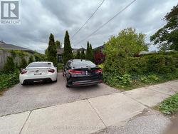 114 STEEL STREET S Barrie, ON L4M 2G2