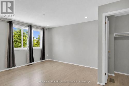 13 Coolspring Crescent, Ottawa, ON 