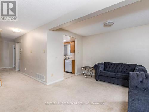 1 Winnegreen Court, Ottawa, ON 
