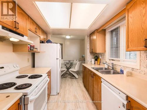 1 Winnegreen Court, Ottawa, ON 