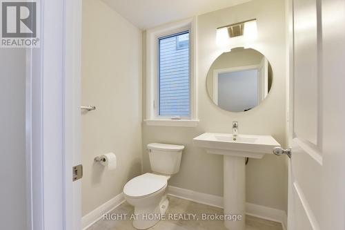312 WIGWAS STREET , Ottawa, Ontario K1K 5A1 5