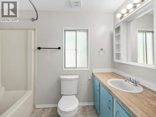 8 Cache Place, Whitehorse, YT 