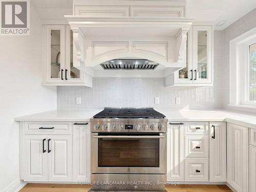 3275 Credit Heights Drive, Mississauga, ON 