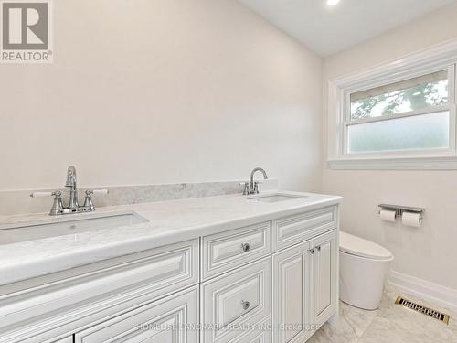 3275 Credit Heights Drive, Mississauga, ON 