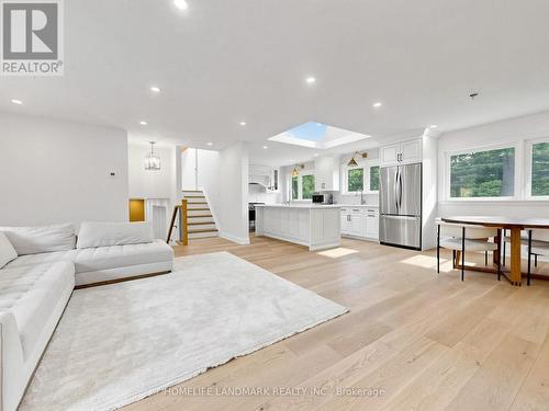 3275 Credit Heights Drive, Mississauga, ON 