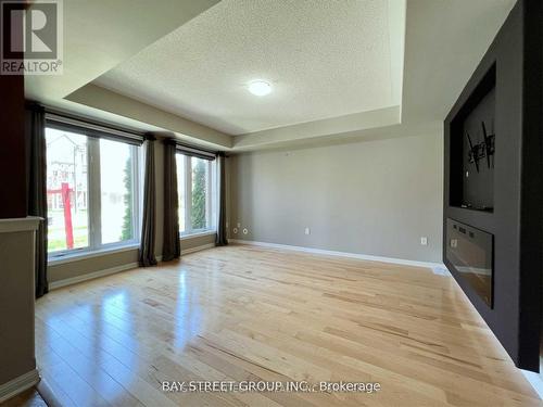 656 HOLLY AVENUE  Milton, ON L9T 0G3