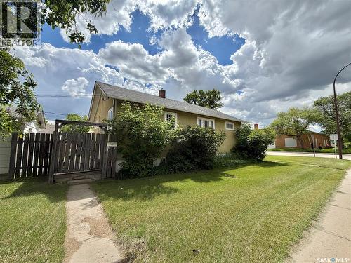 175 5Th Avenue Nw, Swift Current, SK 
